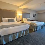 Vittoria Hotel & Suites