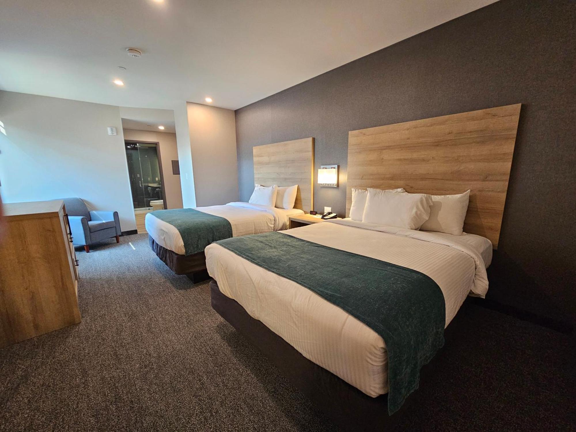 Vittoria & 4* Niagara Falls