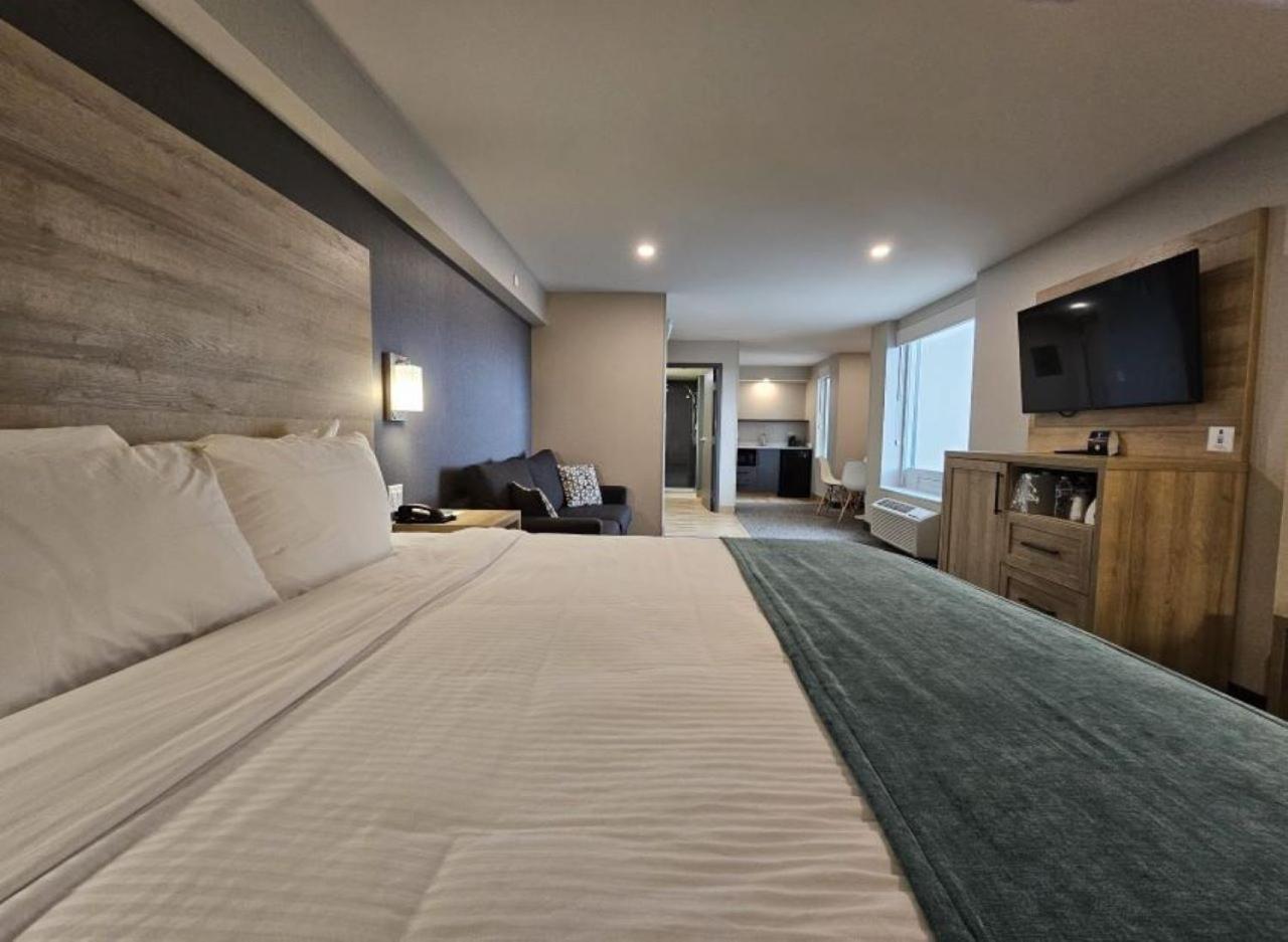 Hotel Vittoria & Niagara Falls